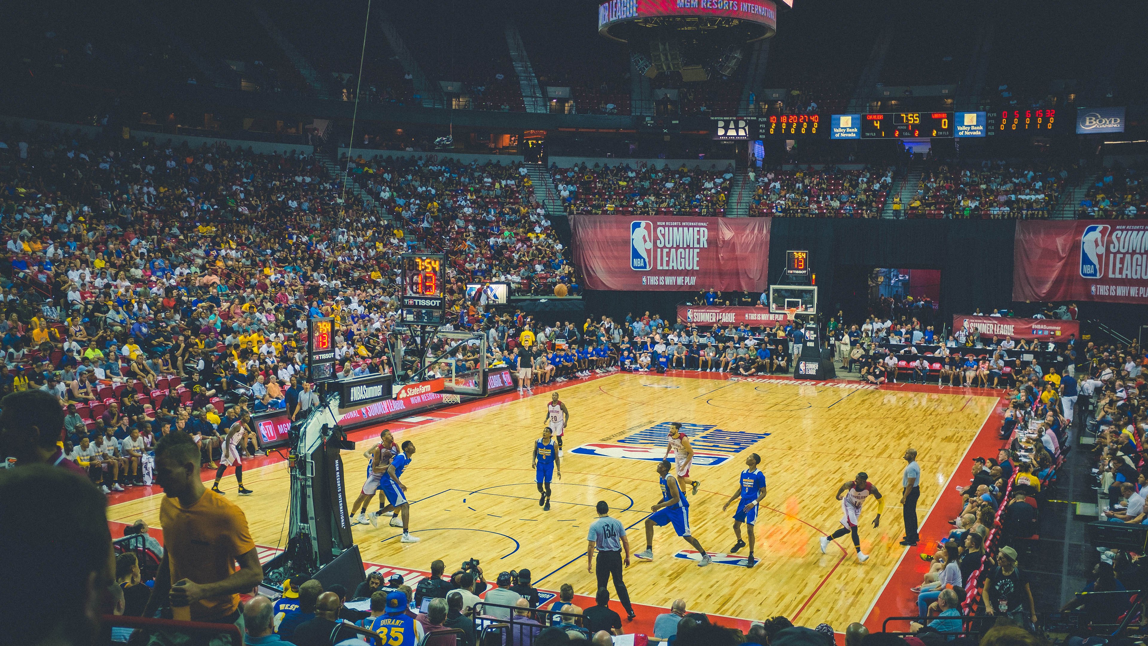 出色发挥引发热议！，穆雷在加拿大队比赛中败北上演精彩一战